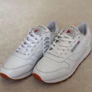 Authentic New Reebok Classic Leather Sneakers